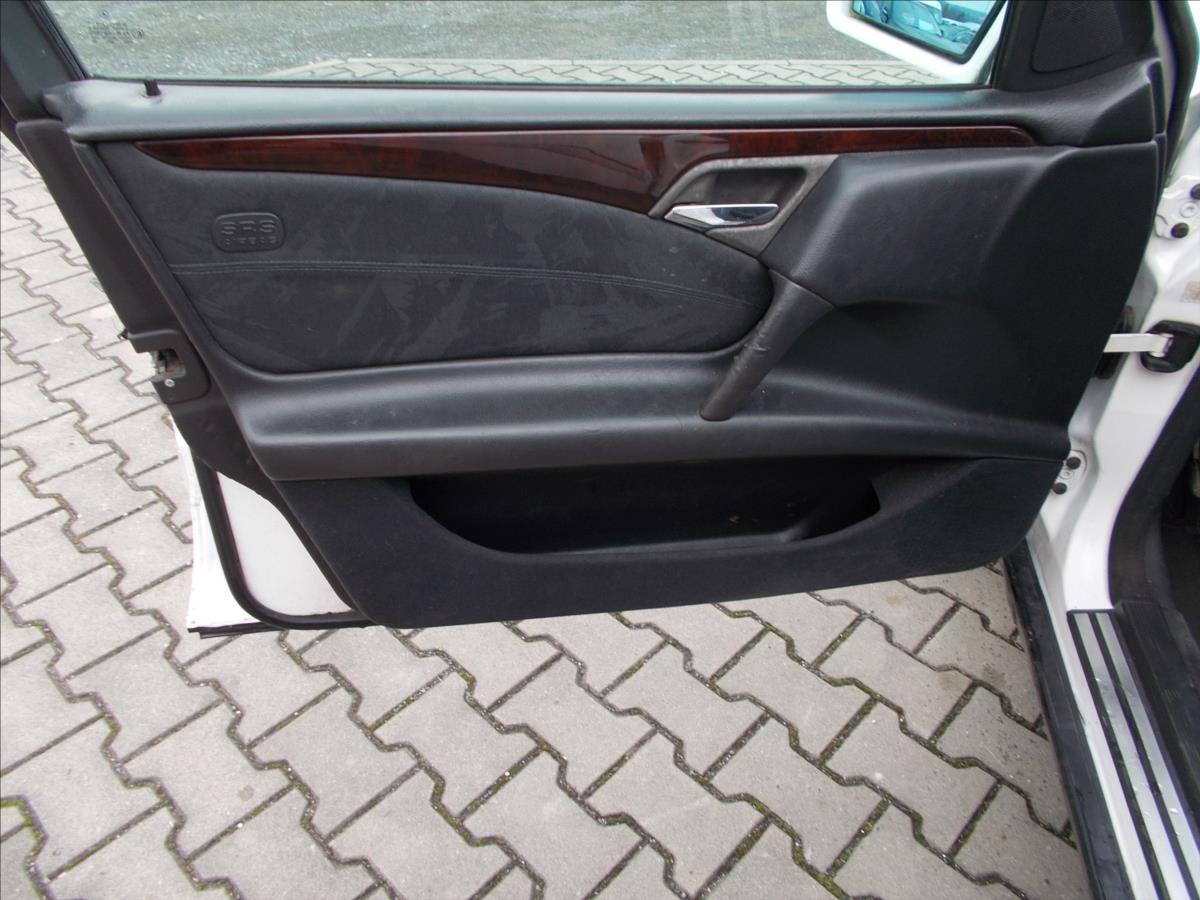 Mercedes-Benz Třídy E