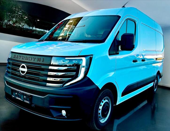 Nissan Interstar 2