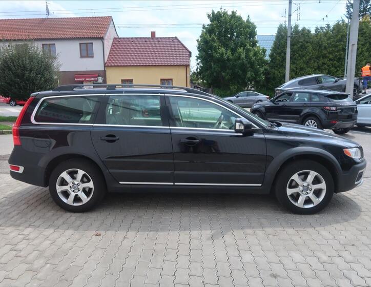 Volvo XC70 3