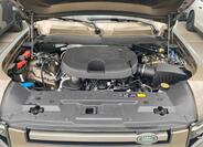 Land Rover Defender 14