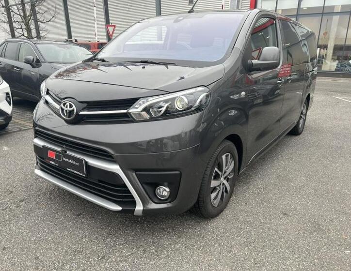Toyota ProAce Verso 10