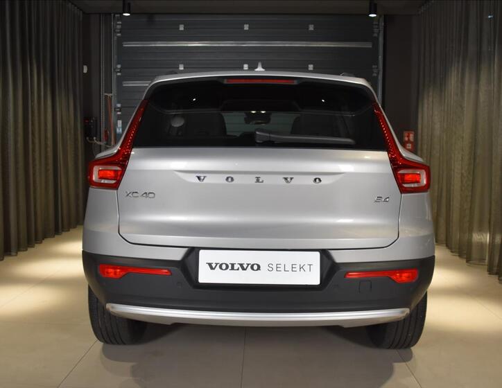 Volvo XC40 5