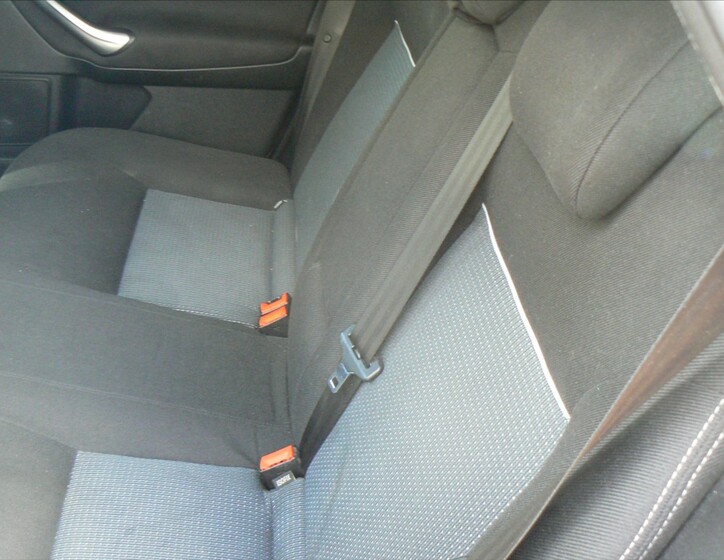 Ford Mondeo 19