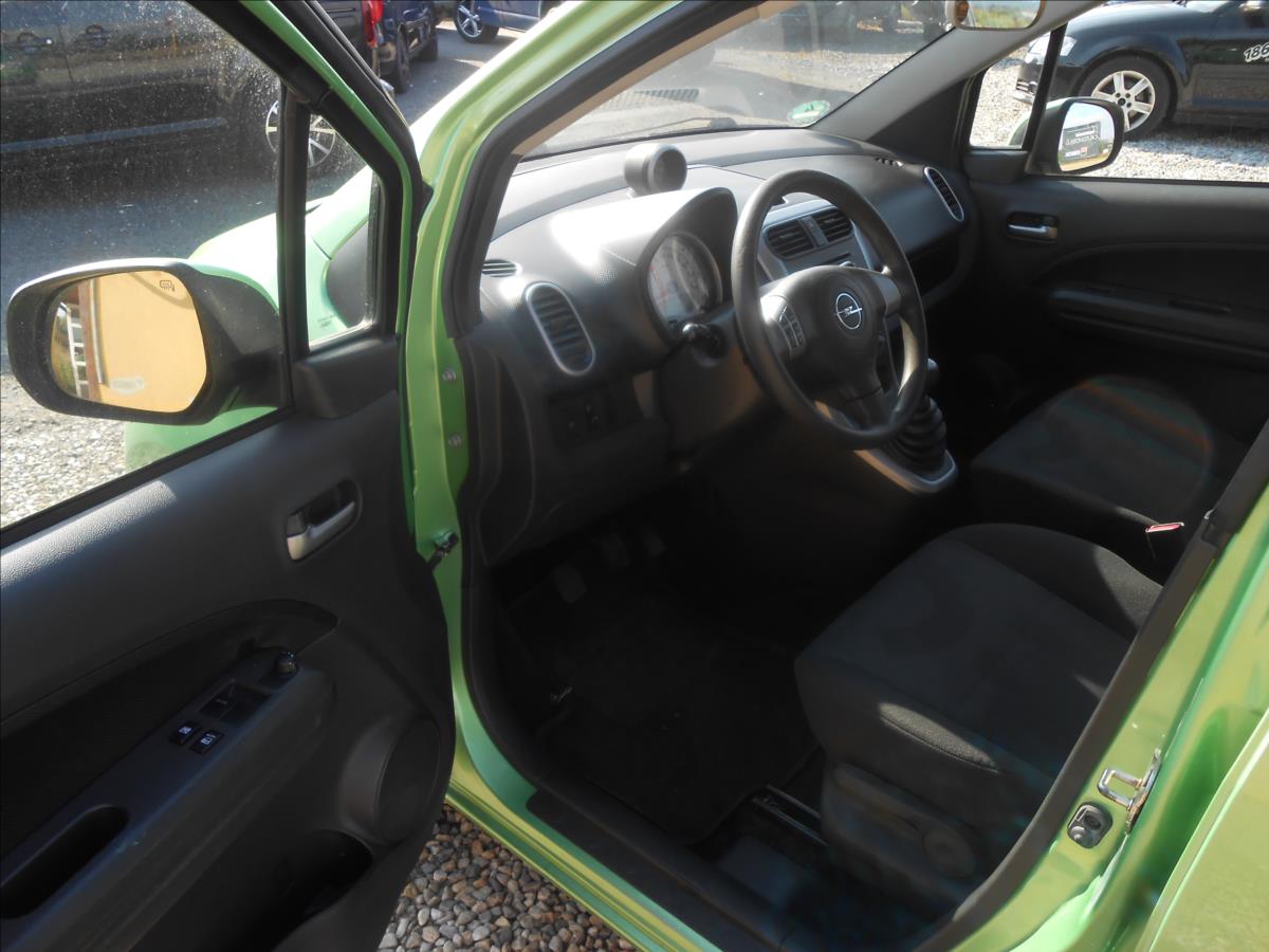 Opel Agila