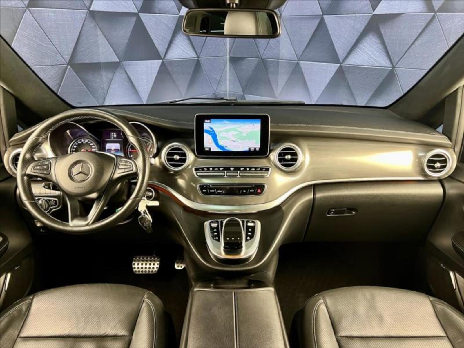 Mercedes-Benz Třídy V 10