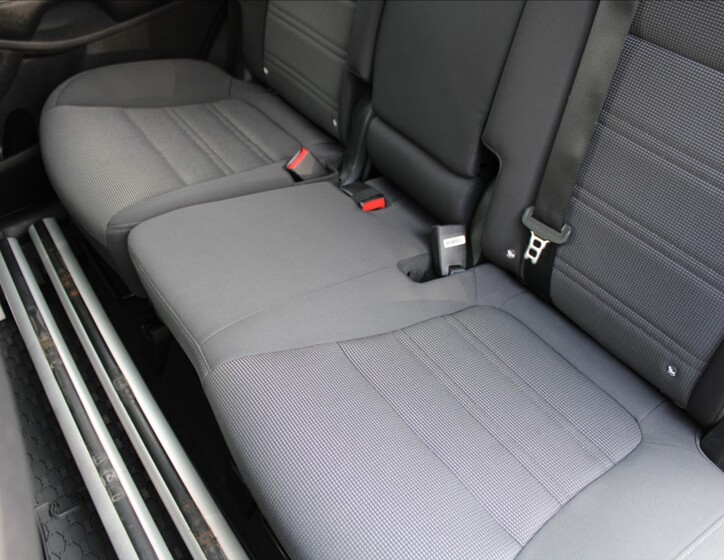 KIA Sorento 29