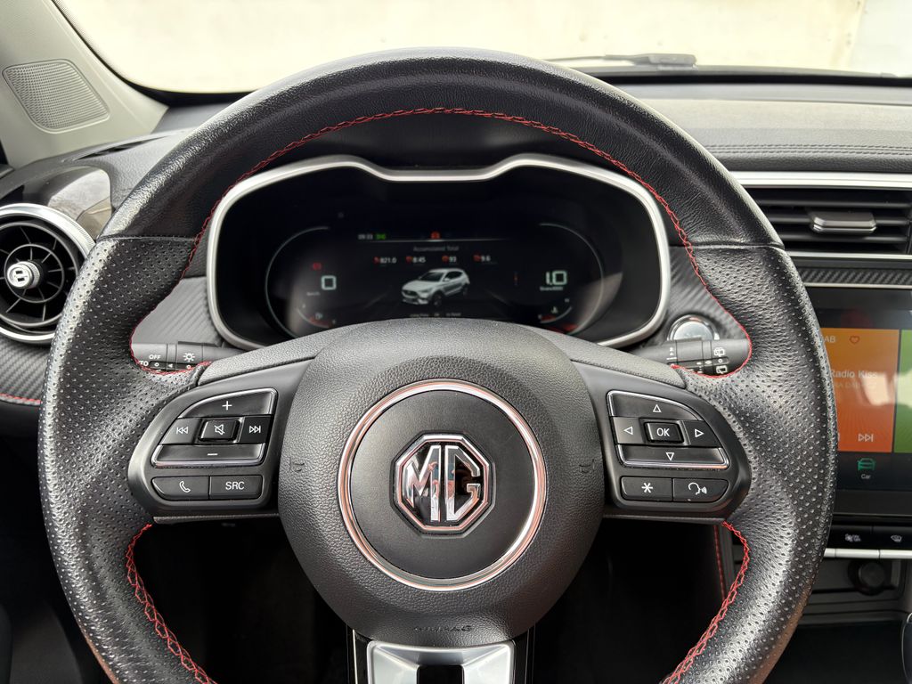 MG ZS