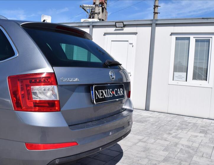 Škoda Octavia 12