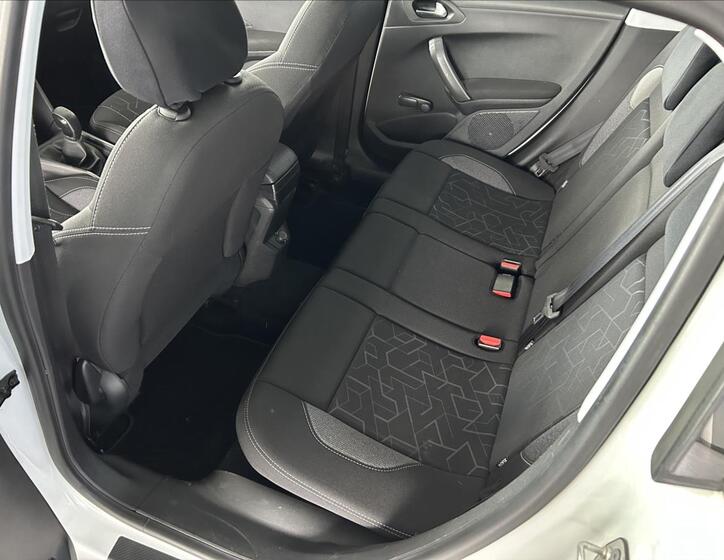 Peugeot 2008 21