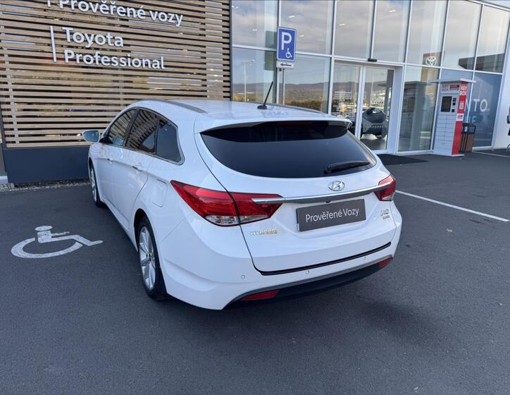 Hyundai i40 15