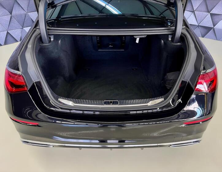 Mercedes-Benz Třídy S 38