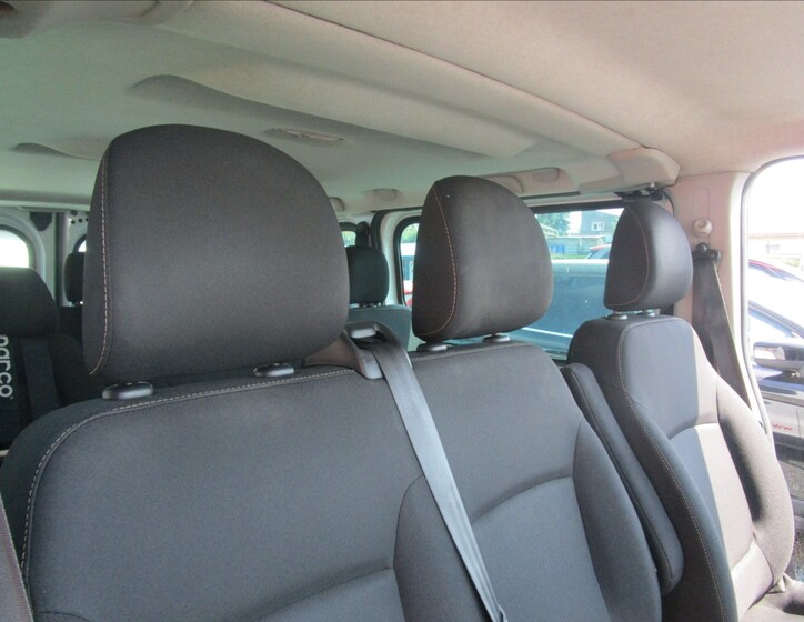Renault Trafic 18