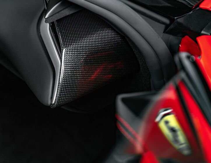 Ferrari SF90 26
