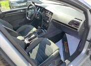 Volkswagen Golf 34