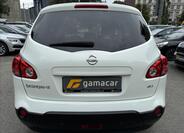 Nissan Qashqai 9