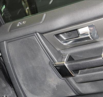 Land Rover Discovery 26