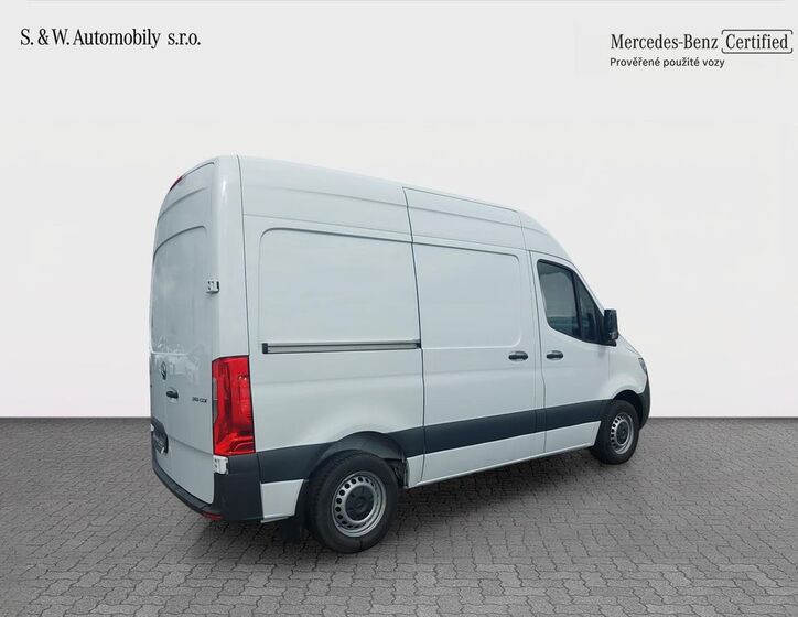 Mercedes-Benz Sprinter 6