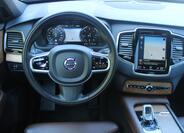 Volvo XC90 13