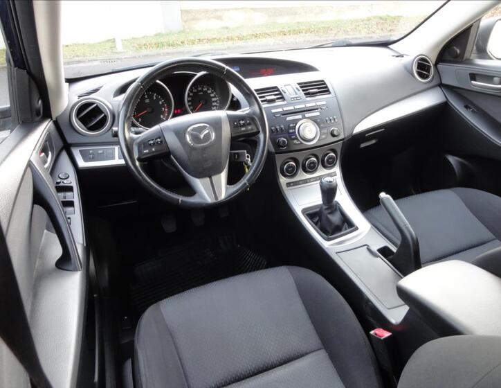 Mazda 3 14