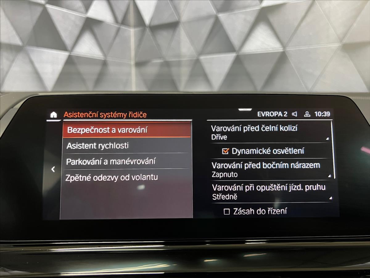 BMW Řada 8