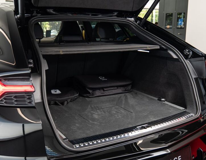 Lamborghini Urus 21