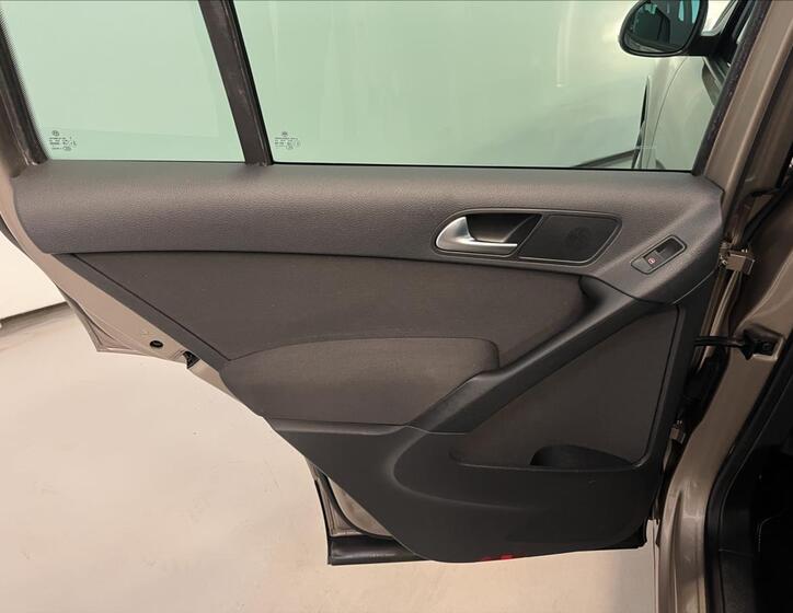 Volkswagen Tiguan 25