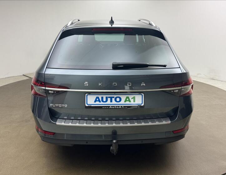 Škoda Superb 5