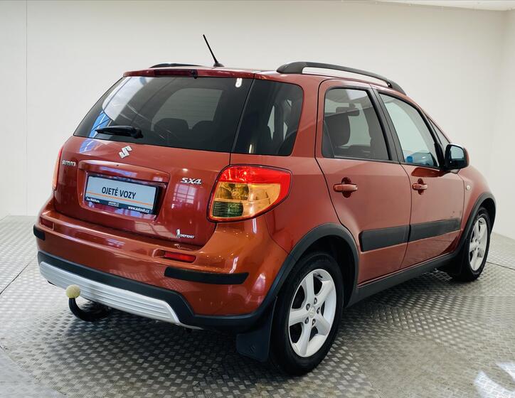 Suzuki SX4 2