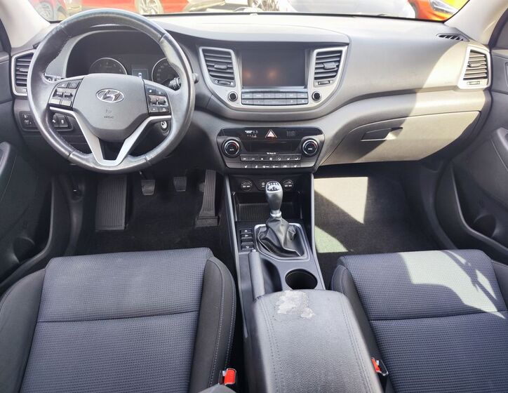 Hyundai Tucson 13