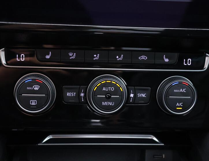 Volkswagen Passat 24