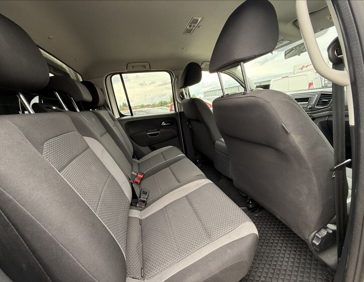 Volkswagen Amarok 25