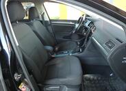 Volkswagen Golf 10