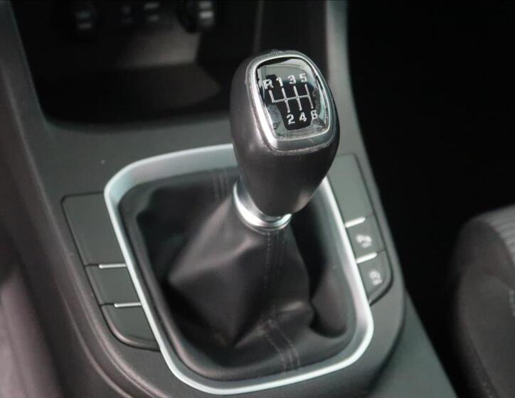 Hyundai i30 14
