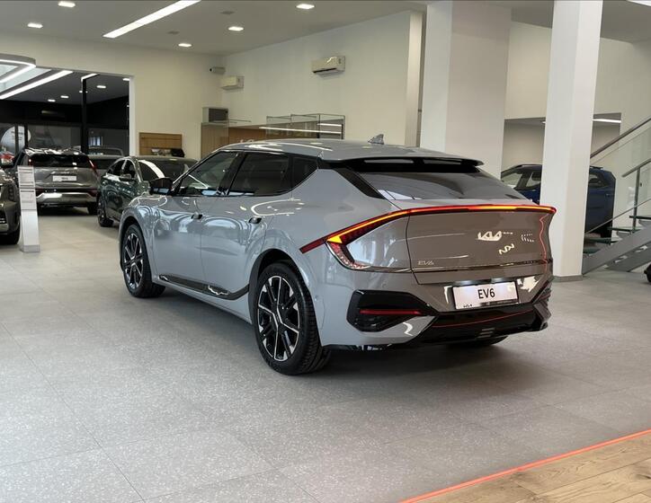 KIA EV6 7