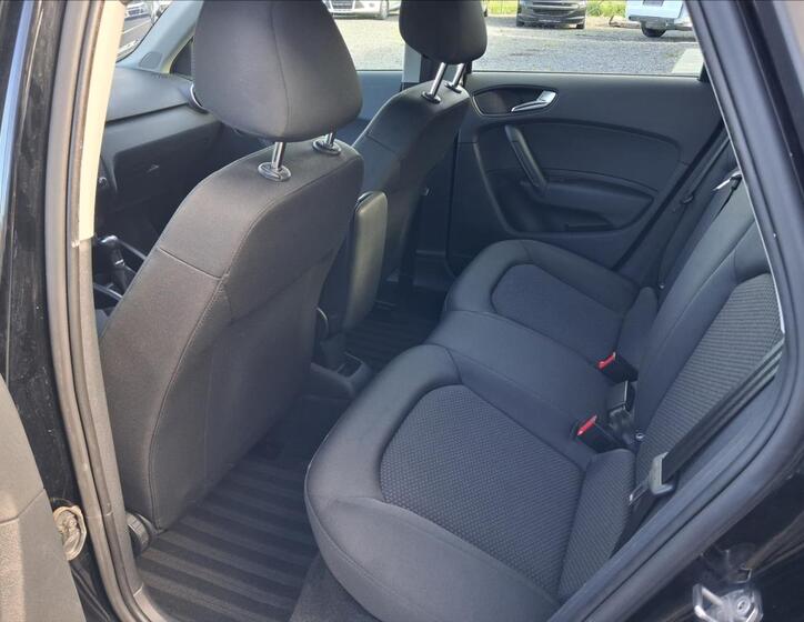 Audi A1 9