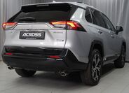 Suzuki Across 8
