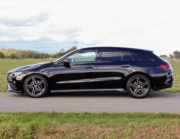 Mercedes-Benz CLA 4