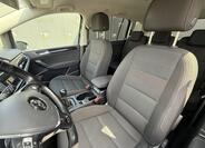 Volkswagen Touran 13