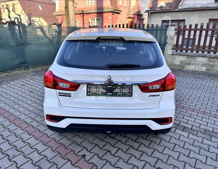 Mitsubishi ASX 4