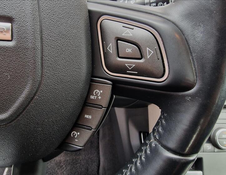 Land Rover Range Rover Evoque 24