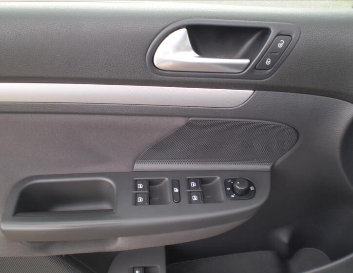 Volkswagen Golf 8