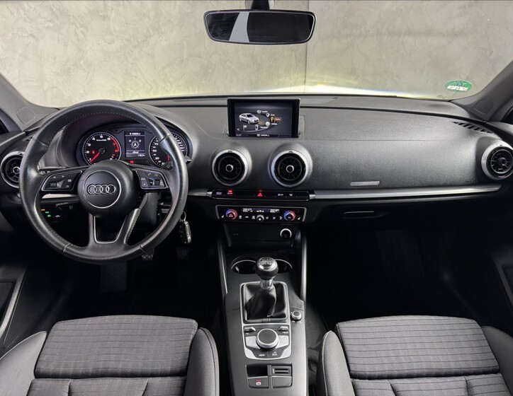 Audi A3 18