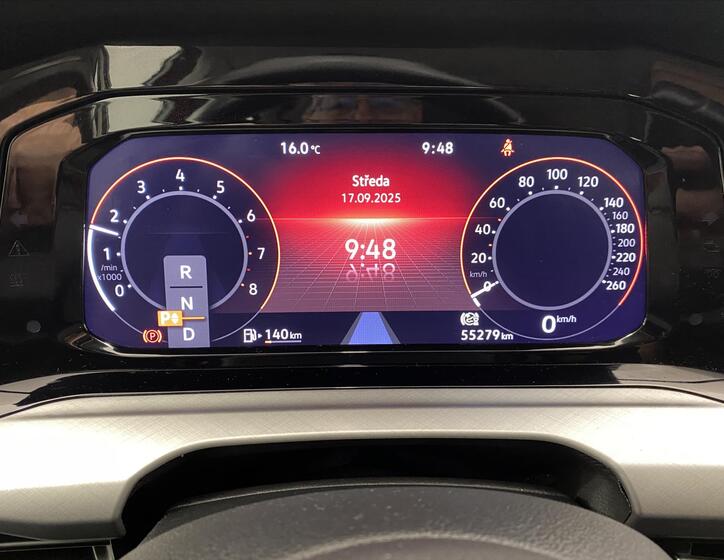 Volkswagen Golf 11