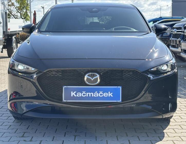 Mazda 3 8