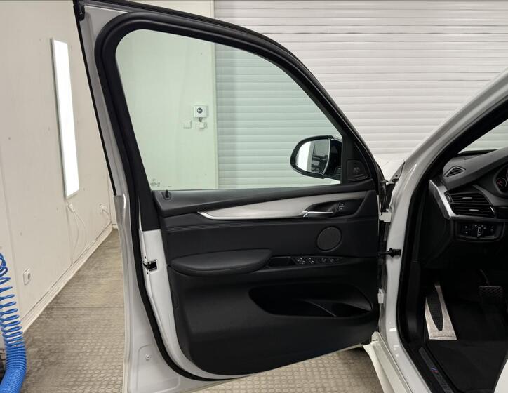 BMW X5 30