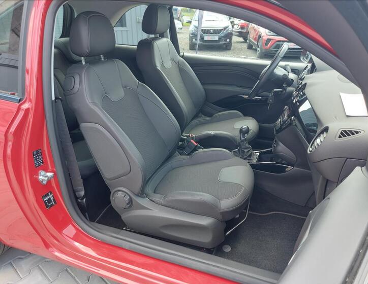 Opel Adam 16