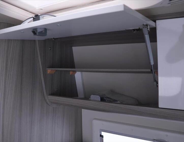 Mercedes-Benz Sprinter 22