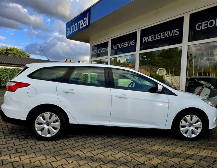 Ford Focus 6
