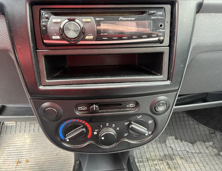 Chevrolet Spark 16