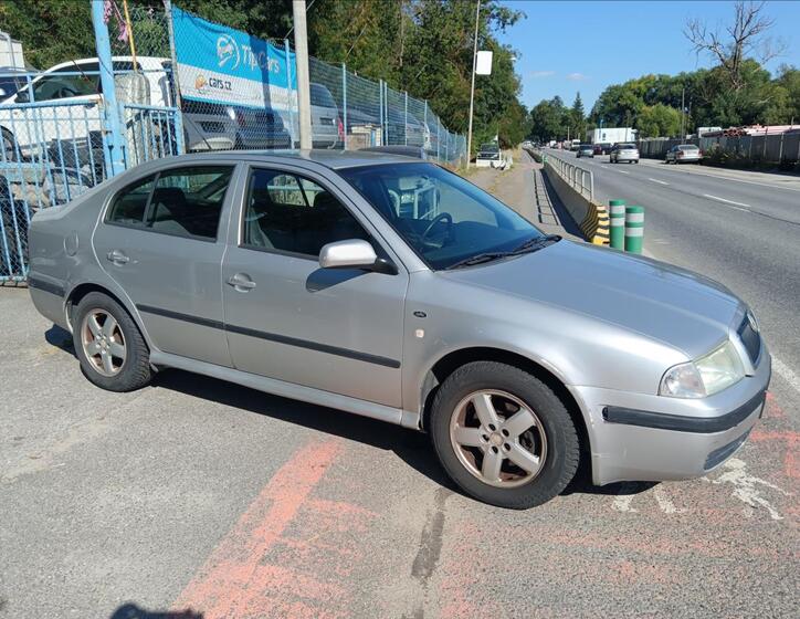 Škoda Octavia 14